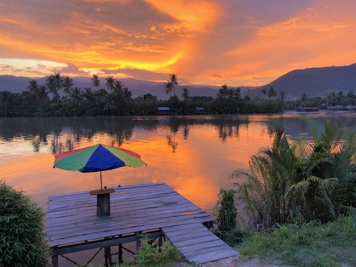 Green Mango Bungalows Kampot Eksteriør billede